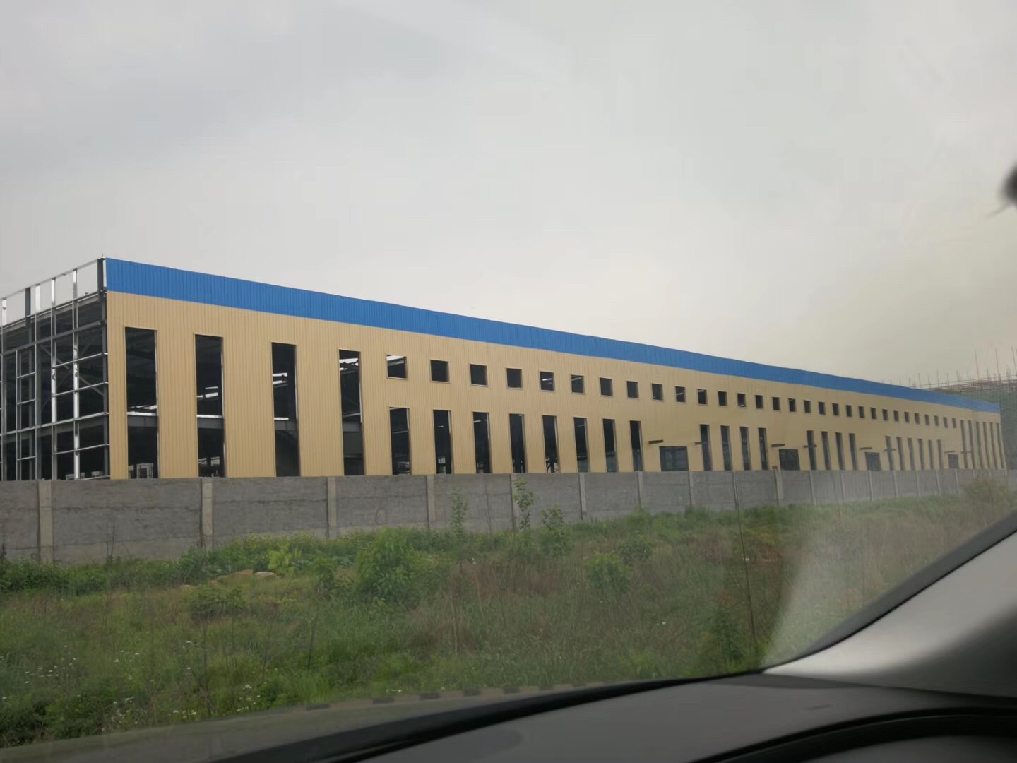 微信图片_20 19042515125 ၃၊